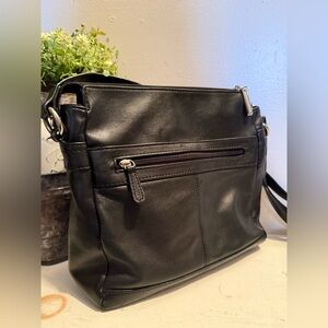 Giani Bernini Black Leather Shoulder Bag-medium Size